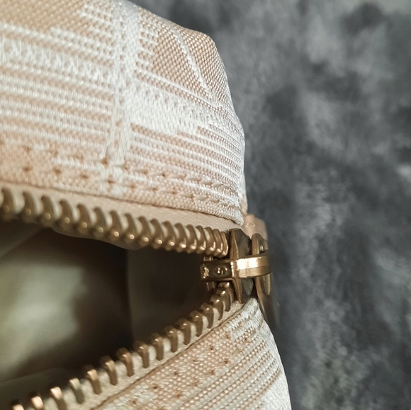 CHANEL Handbag Nylon jacquard with beige Leather - Picture 15 of 15